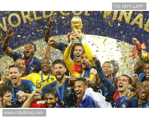 足球巨星们的霸气庆祝瞬间展现激情与荣耀的完美结合 足球巨星们的霸气庆祝瞬间展现激情与荣耀的完美结合