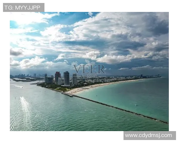 足球明星迈阿密的魅力与风采全景展示及精彩瞬间图片分享 足球明星迈阿密的魅力与风采全景展示及精彩瞬间图片分享